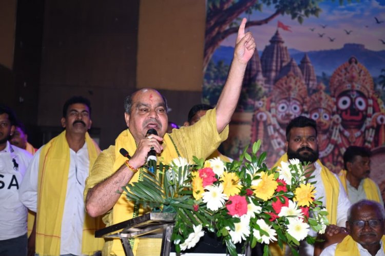 नुआखाई महापर्व में गूंजा सामाजिक एकता और संस्कृति का संदेश, विधायक पुरन्दर मिश्रा ने प्रतिभाओं का किया सम्मान